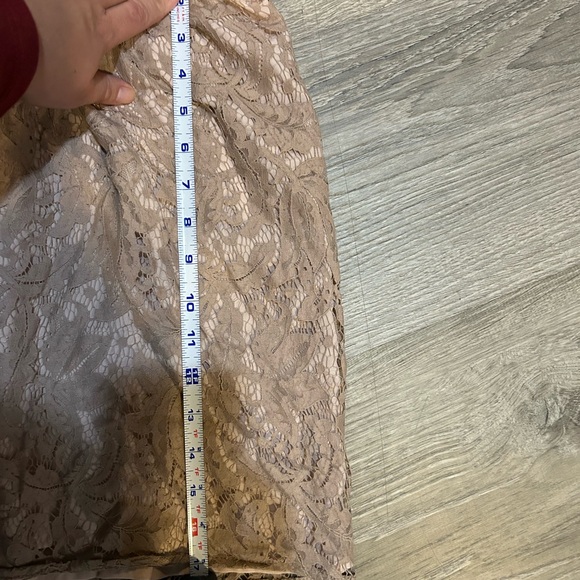 Ann Taylor loft size 12 skirt with lace overlay - Picture 9 of 9